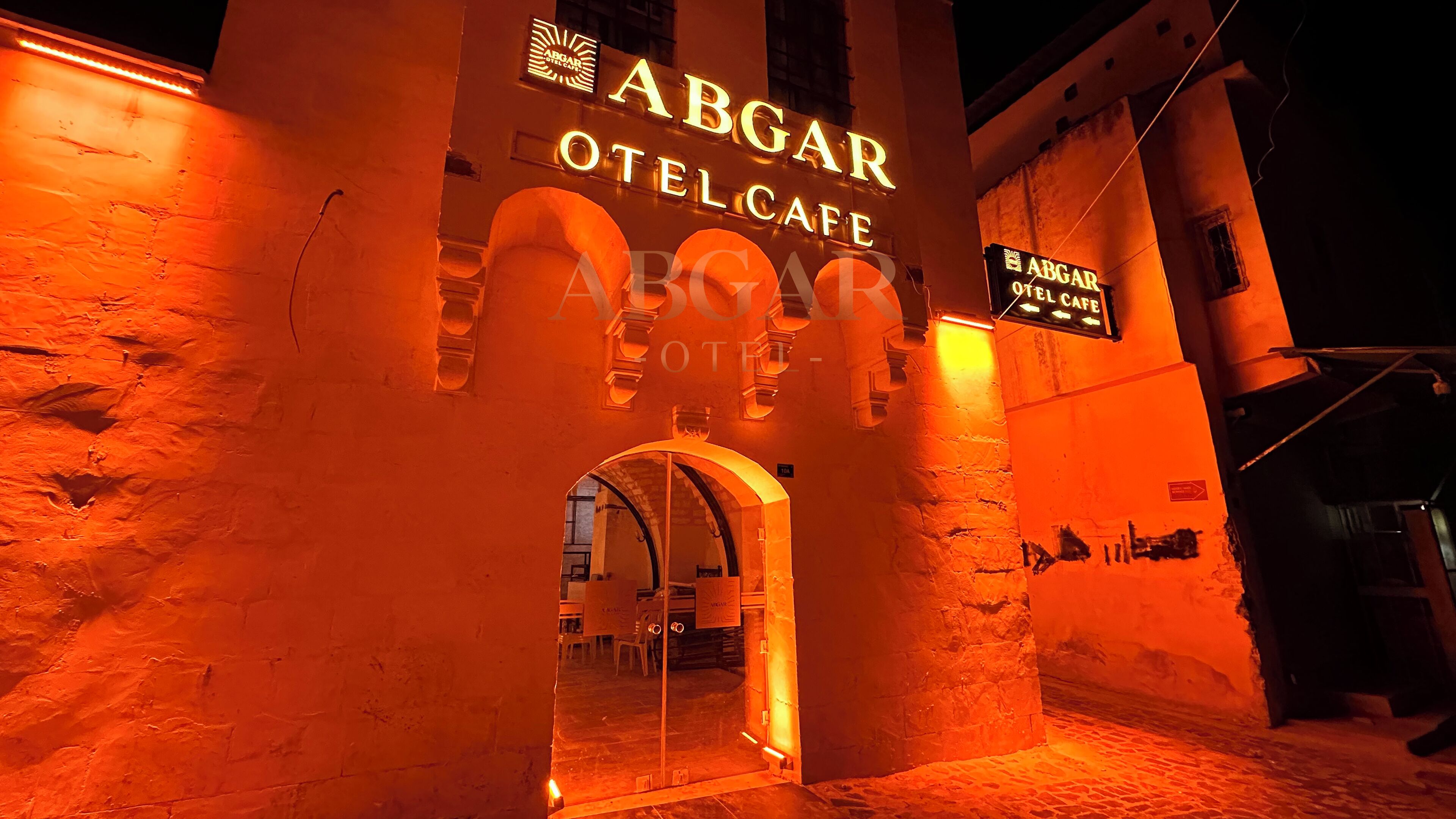 ABGAR OTEL 2*