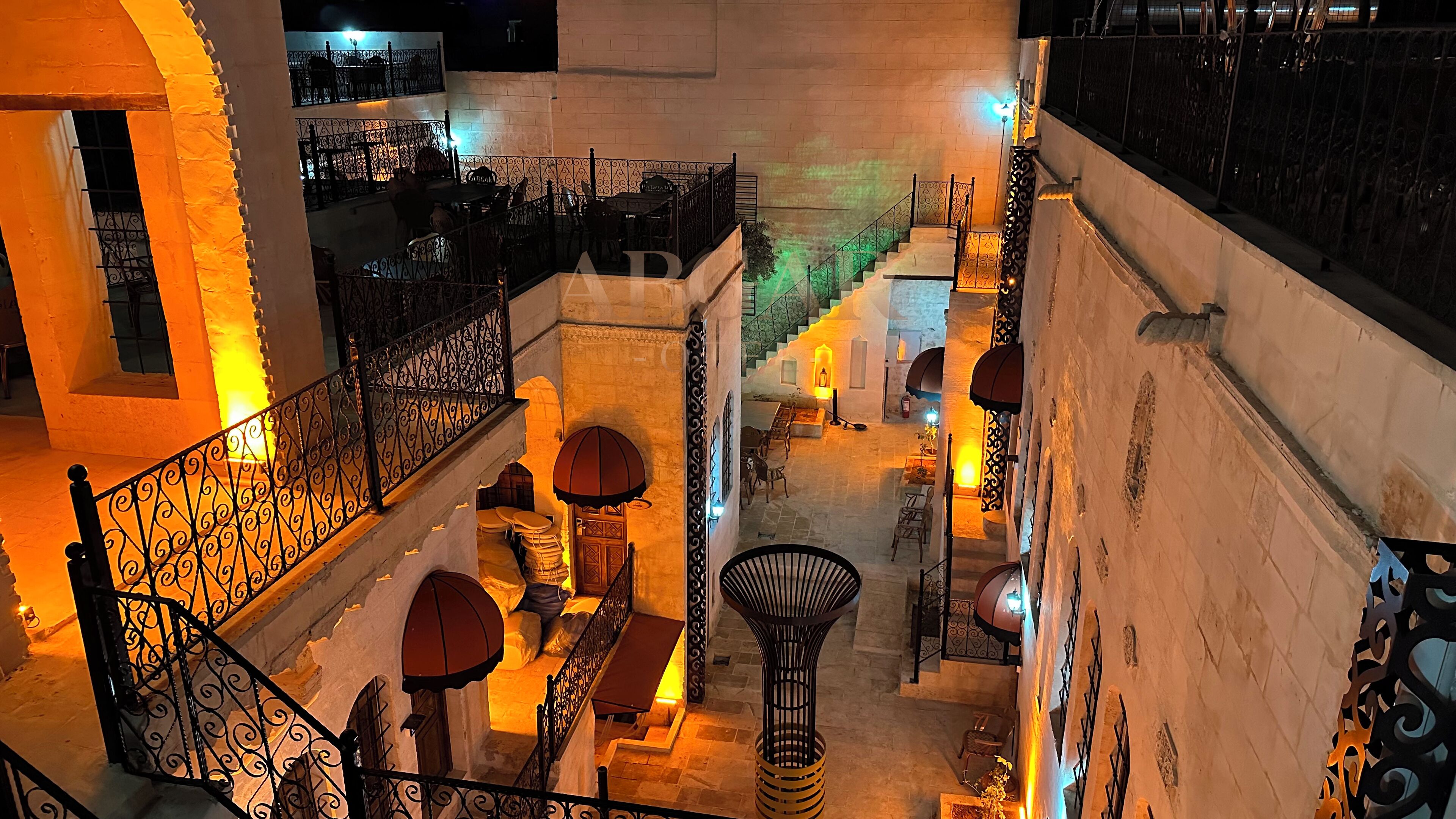 ABGAR OTEL 2*