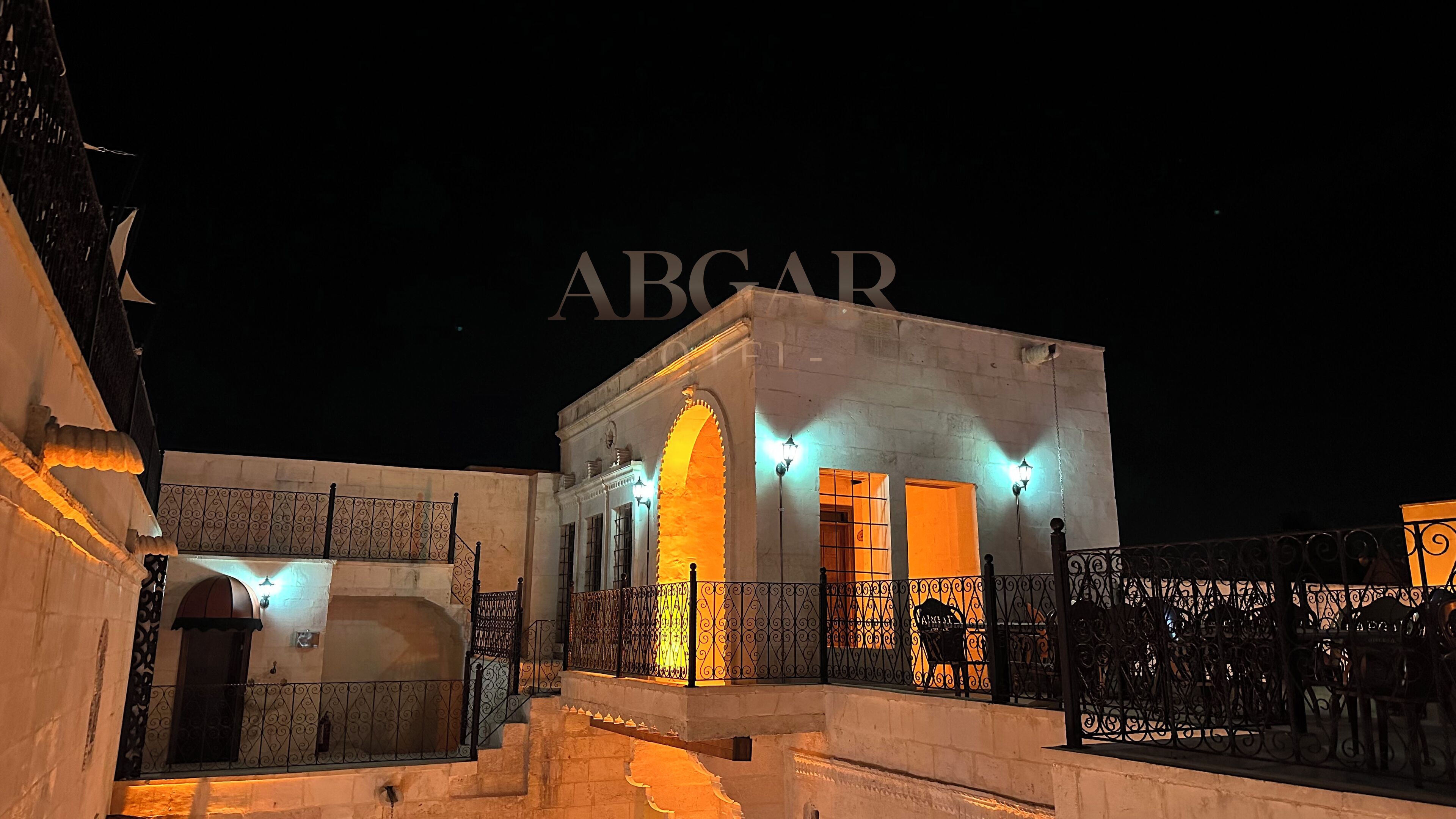 ABGAR OTEL 2*