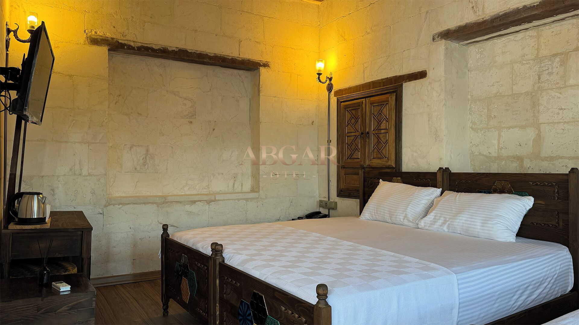 ABGAR OTEL 2*