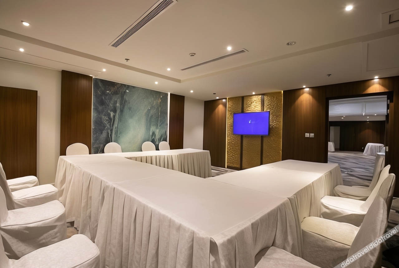 Royal Boutique Hotel 4*
