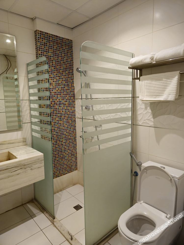 Royal Boutique Hotel 4*