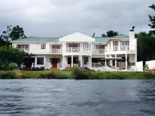 Waterfront Lodge 4*