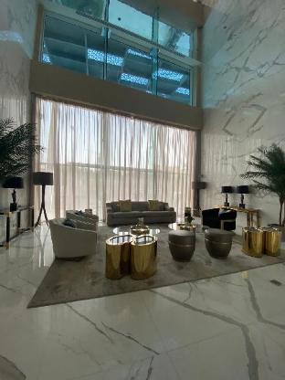 4Leisure Suites DAMAC Esclusiva Towers 4*