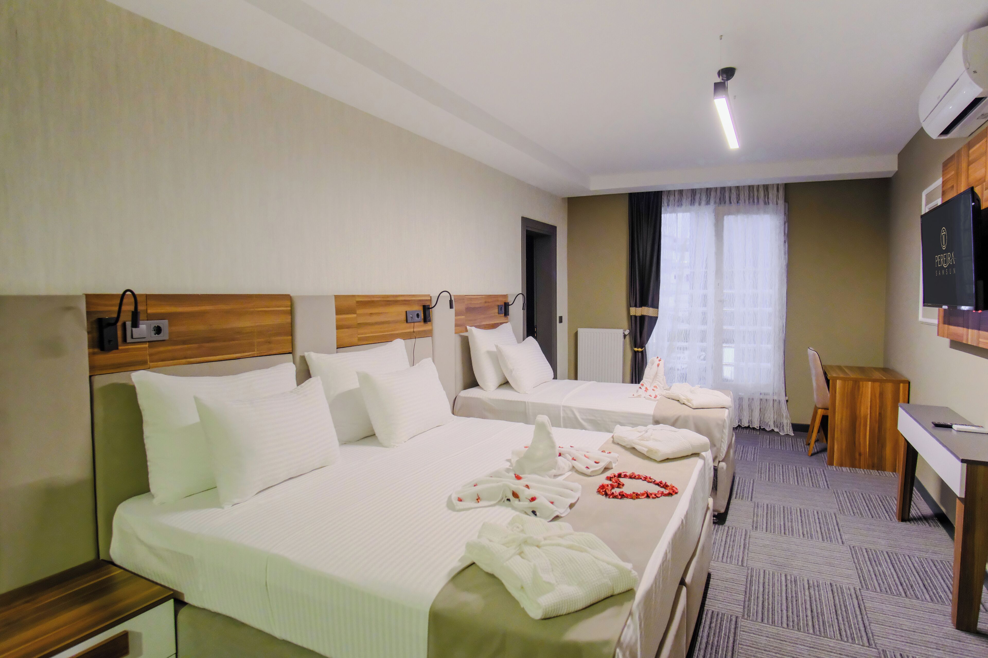 Pereira Samsun 0*