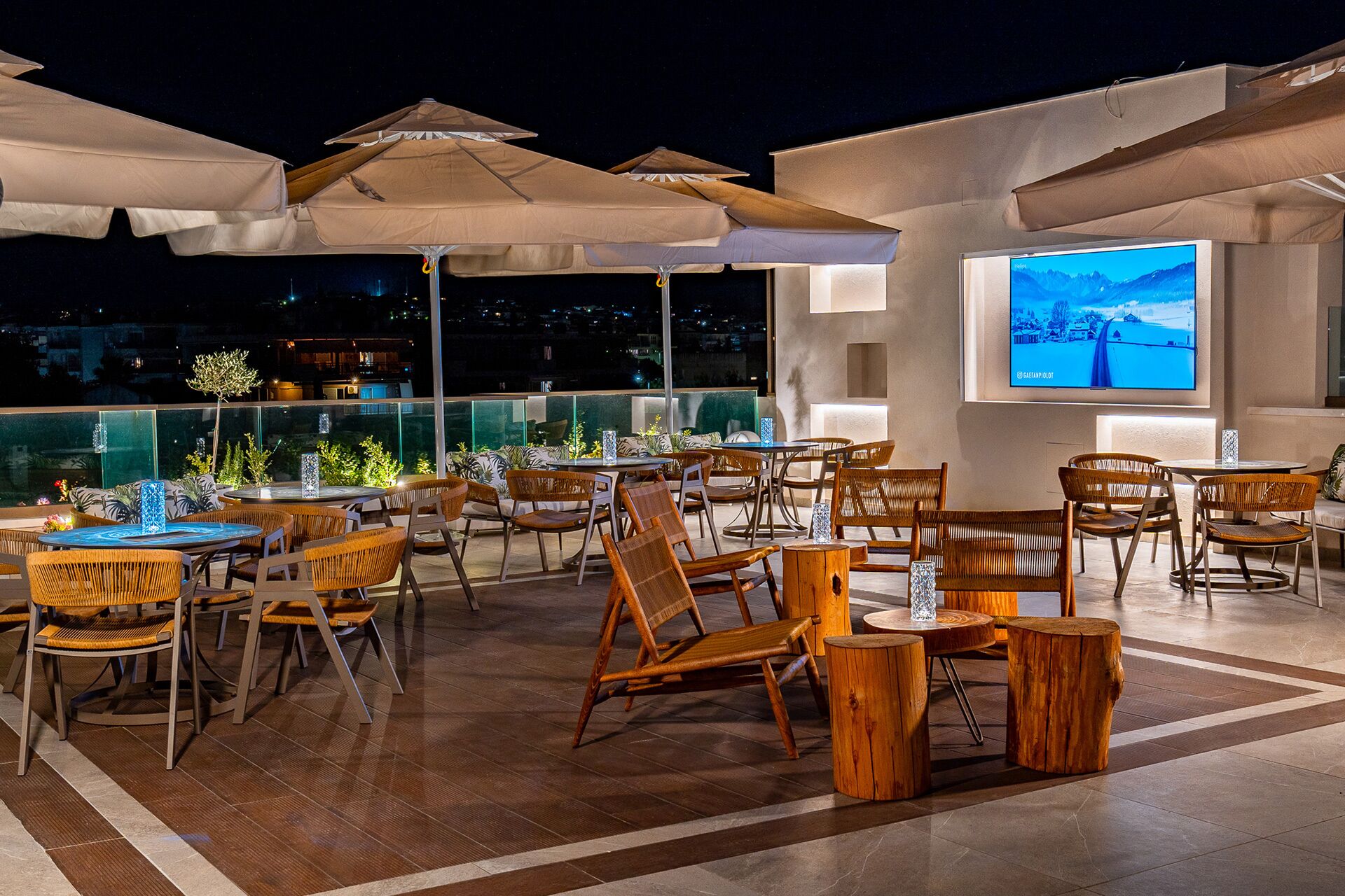 Sky Hotel 4*