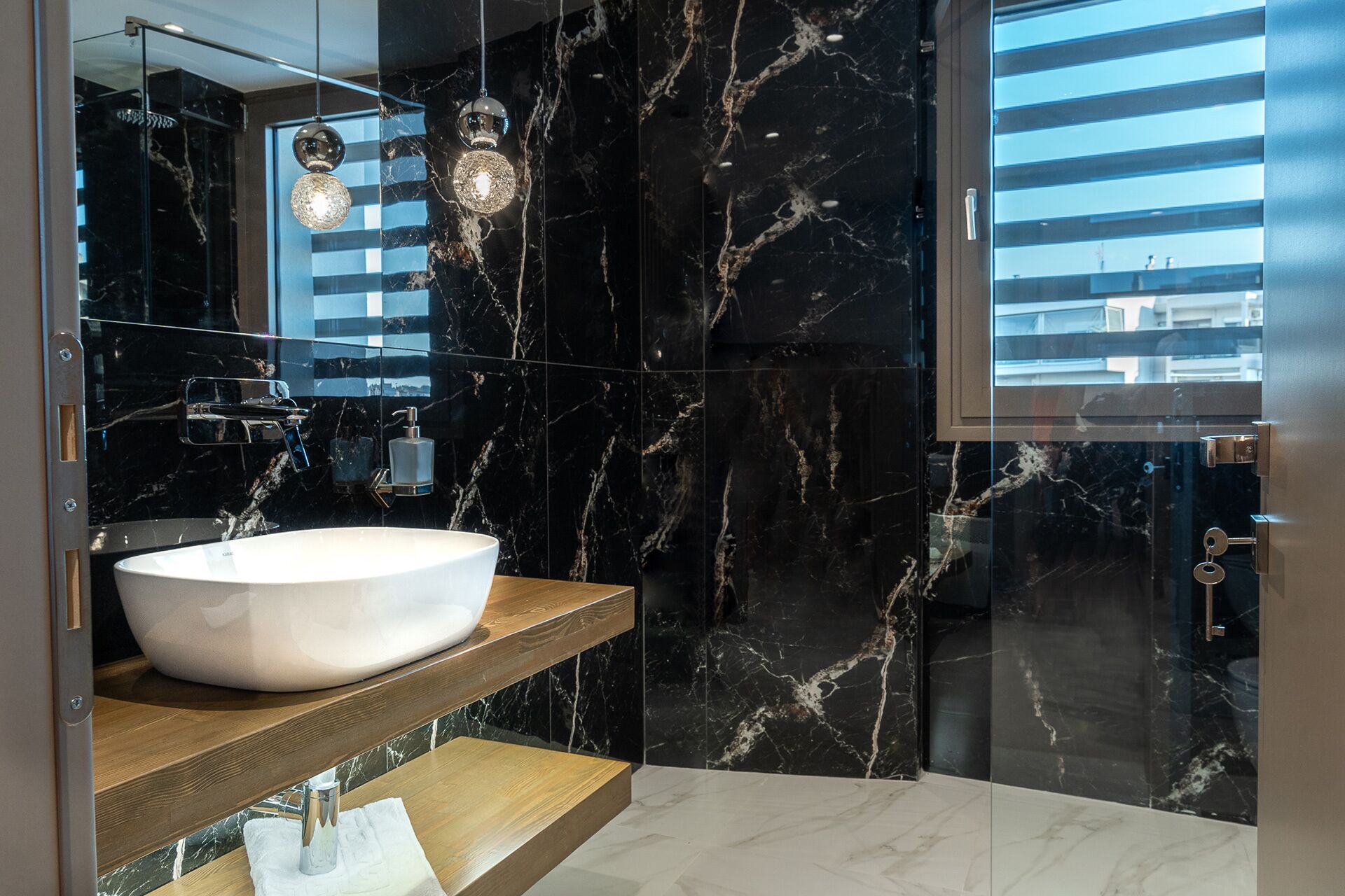 Sky Hotel 4*