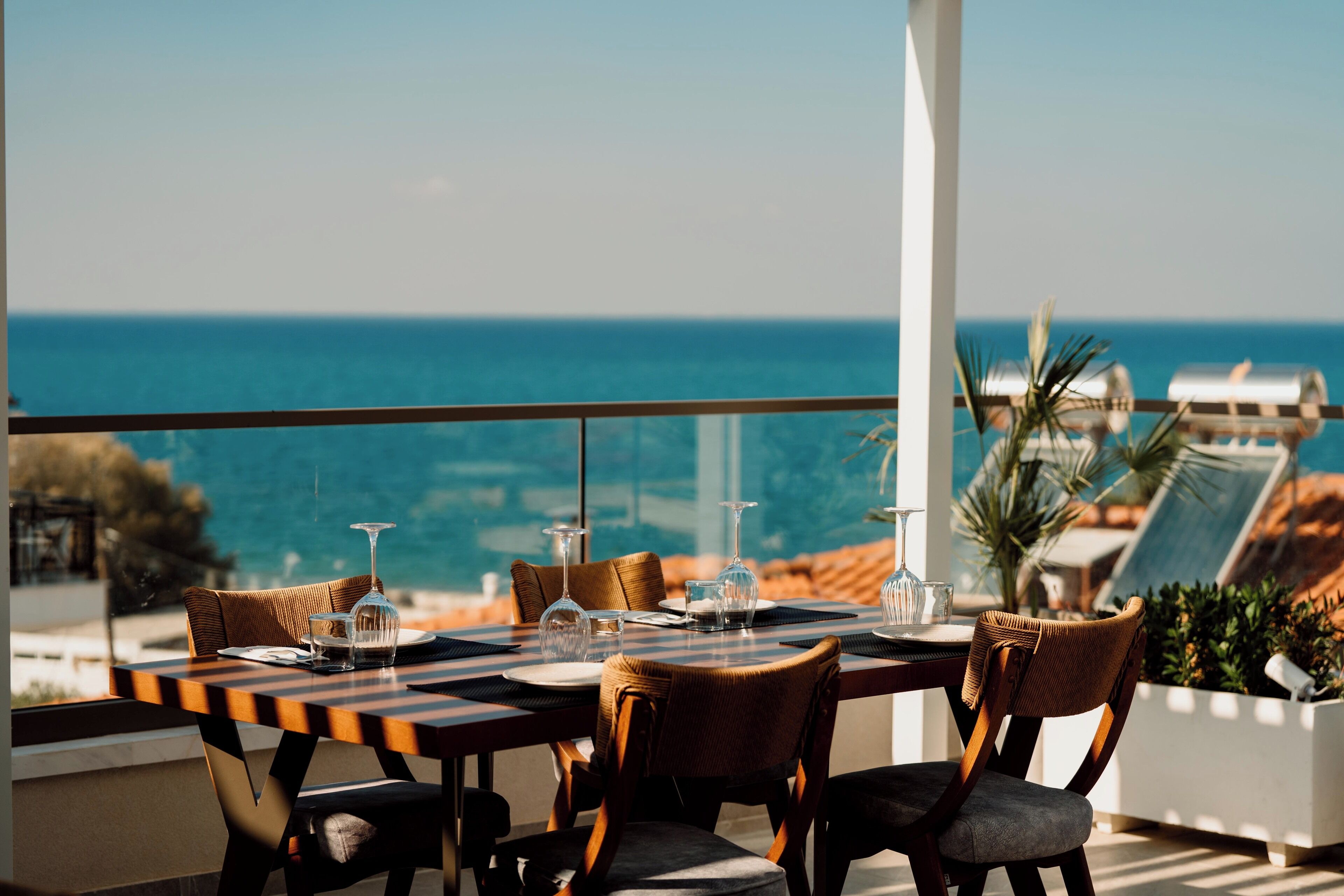 Sky Hotel 4*