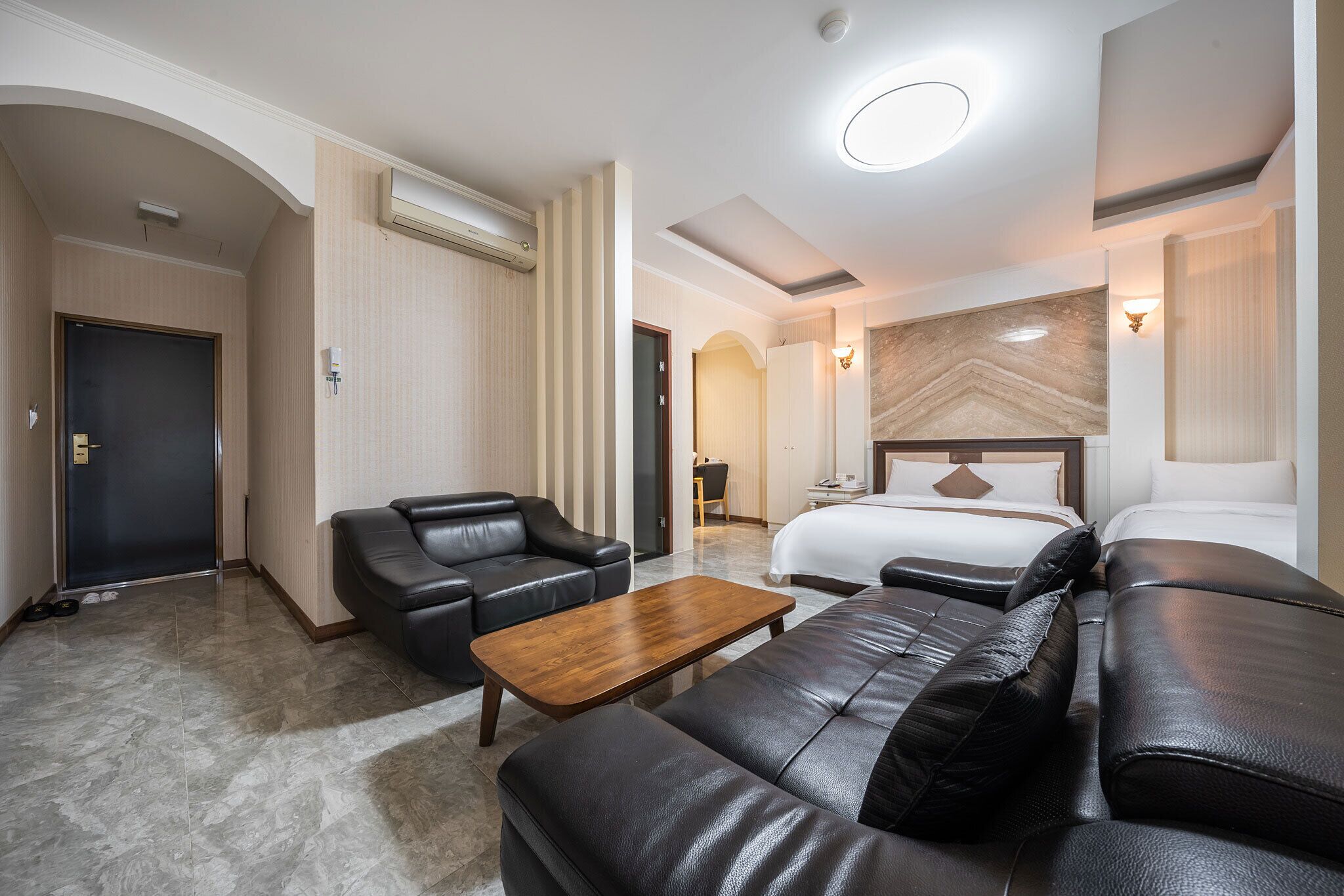 Ansan Seowon Hotel 2*
