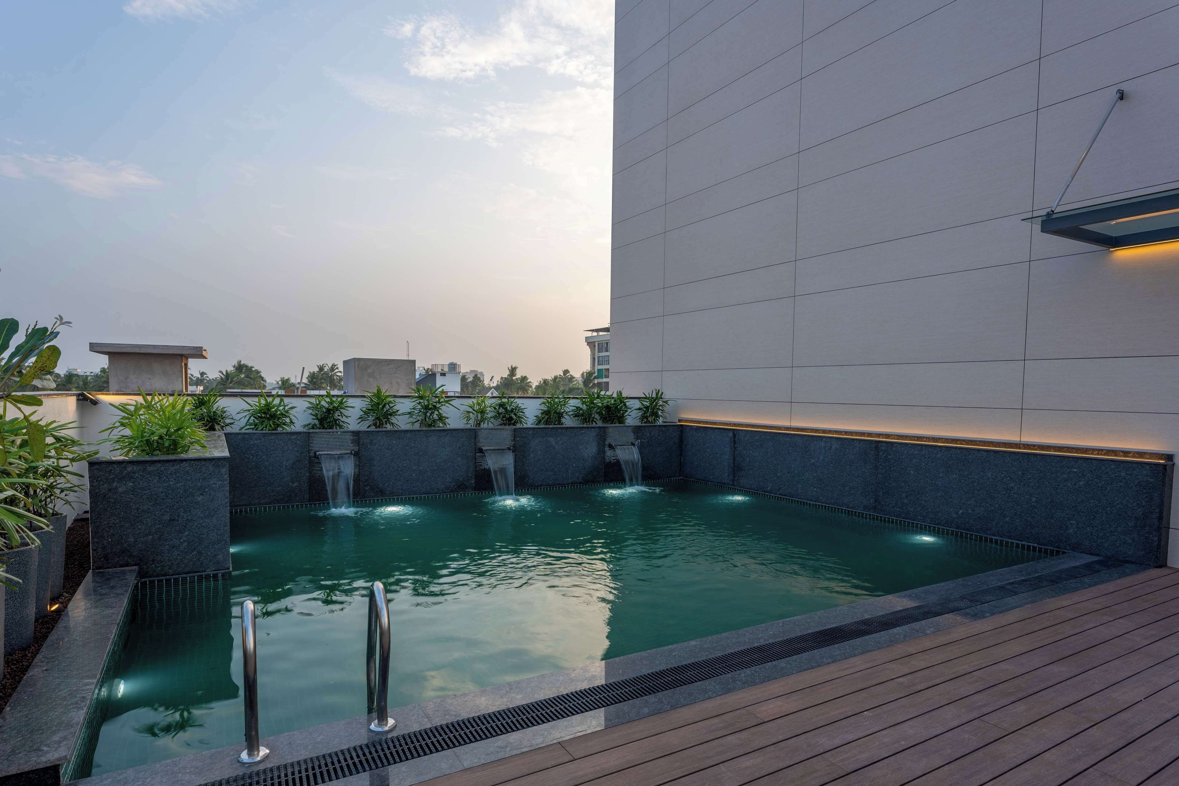 Park Inn & Suites By Radisson Thrissur East Fort 3*