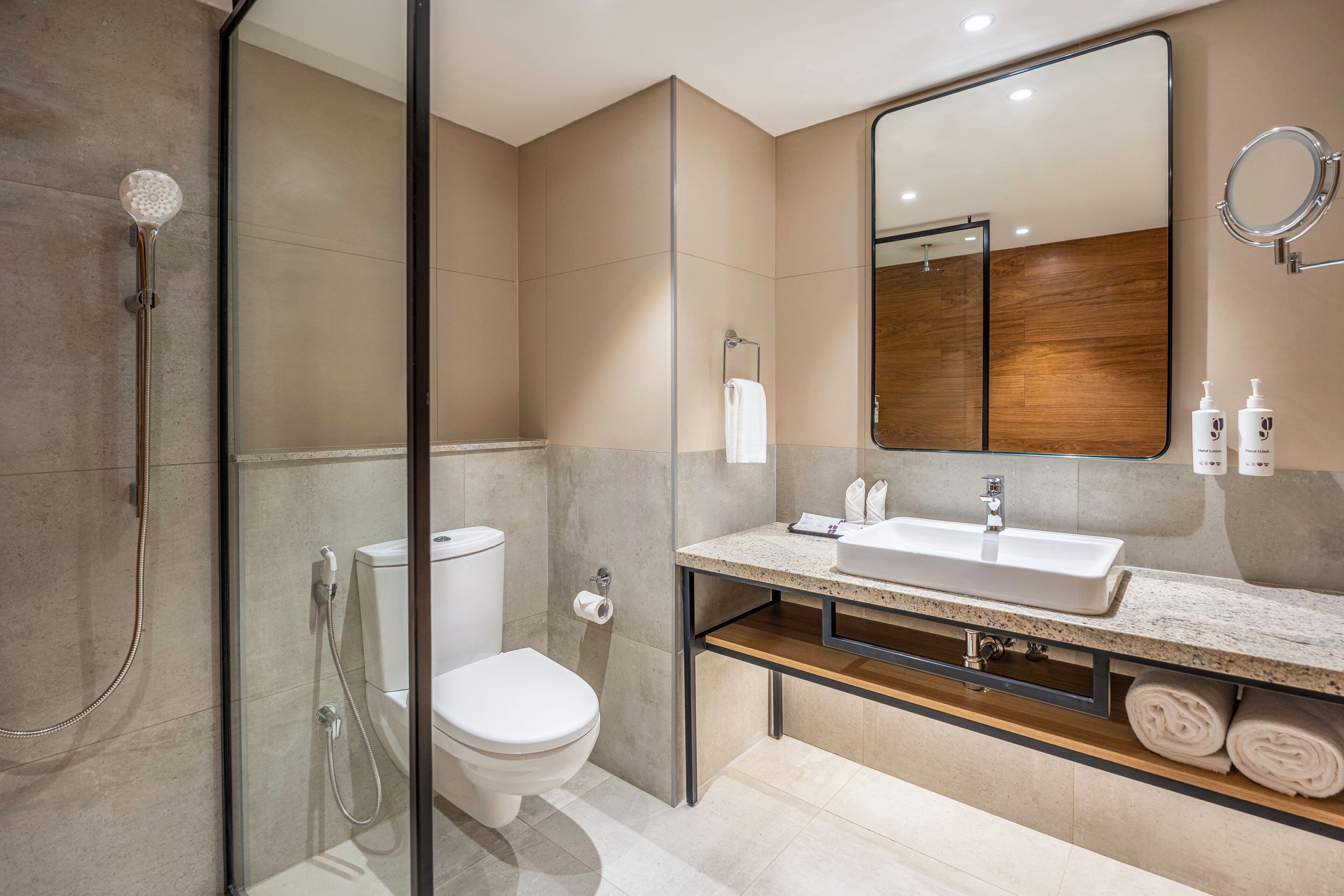 Park Inn & Suites By Radisson Thrissur East Fort 3*