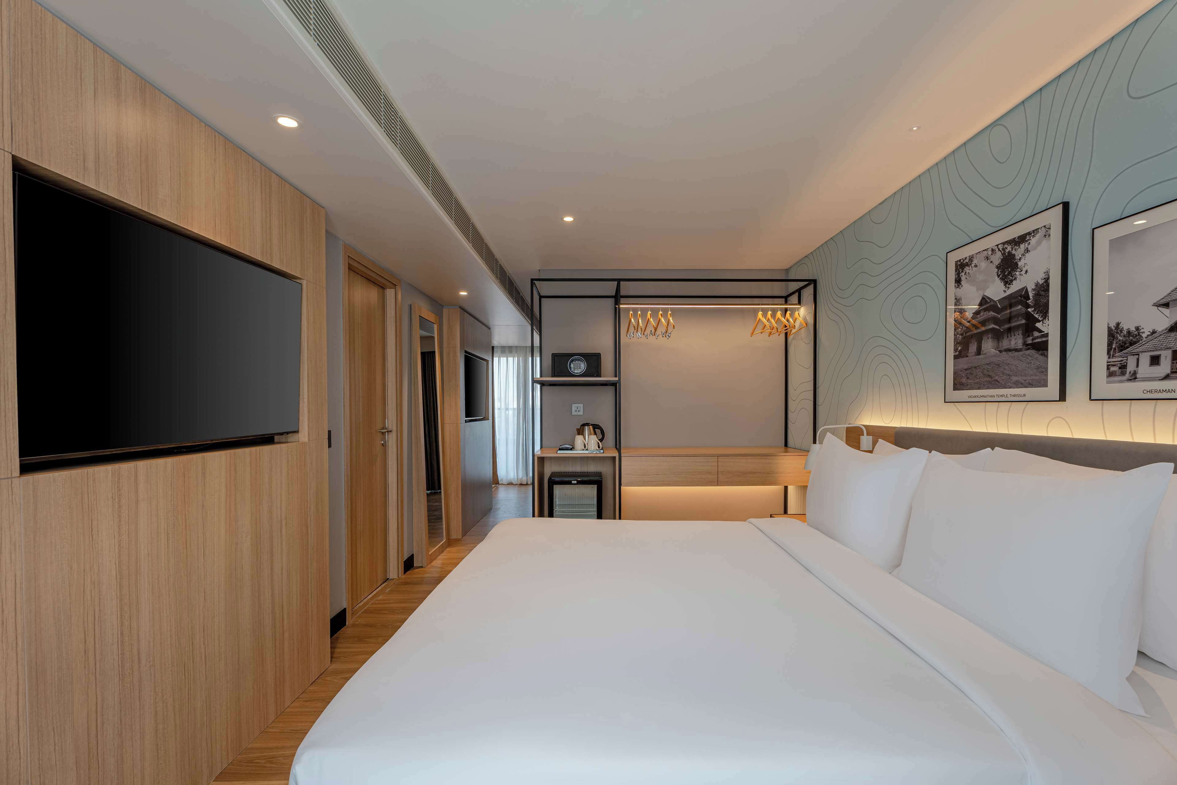 Park Inn & Suites By Radisson Thrissur East Fort 3*