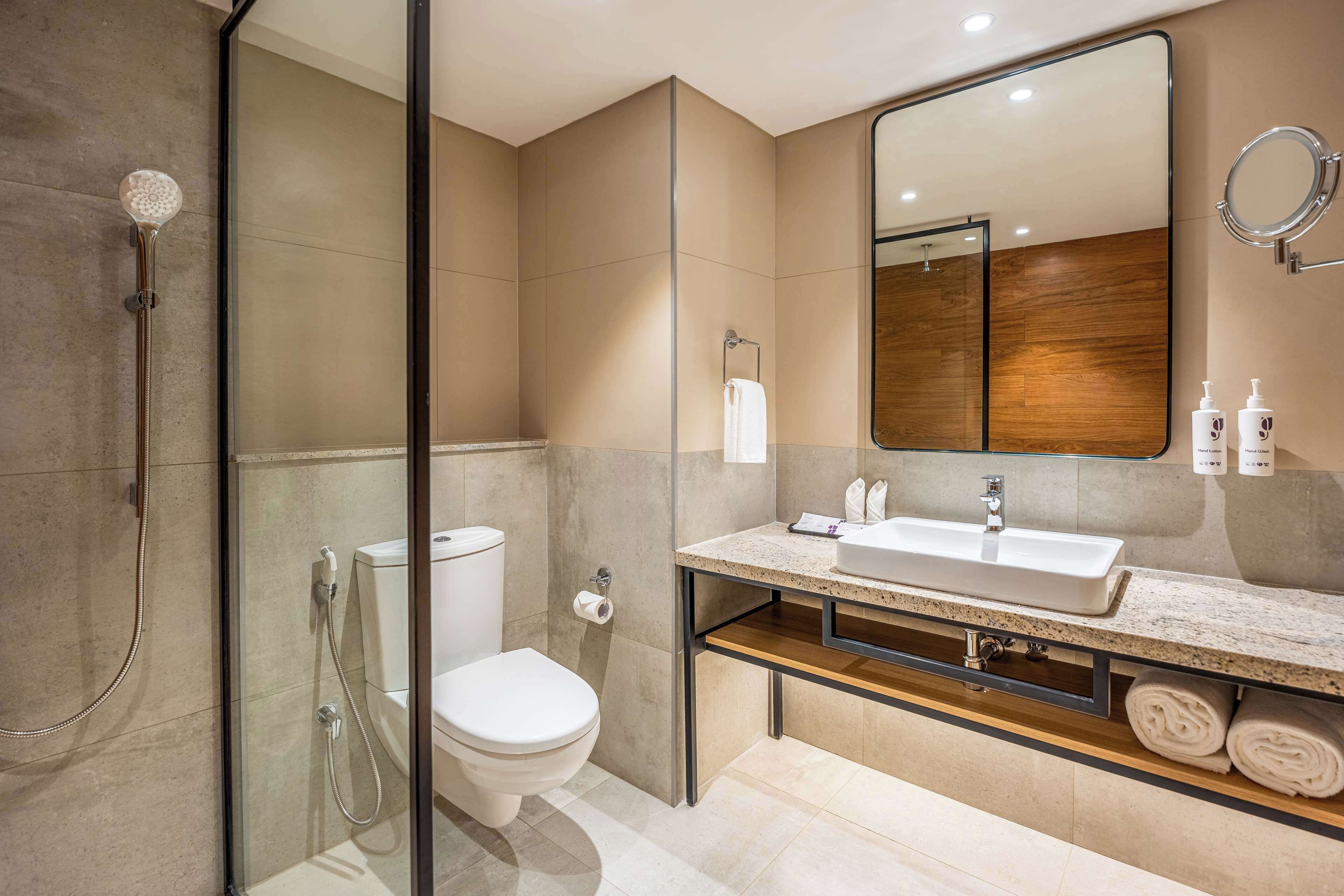 Park Inn & Suites By Radisson Thrissur East Fort 3*