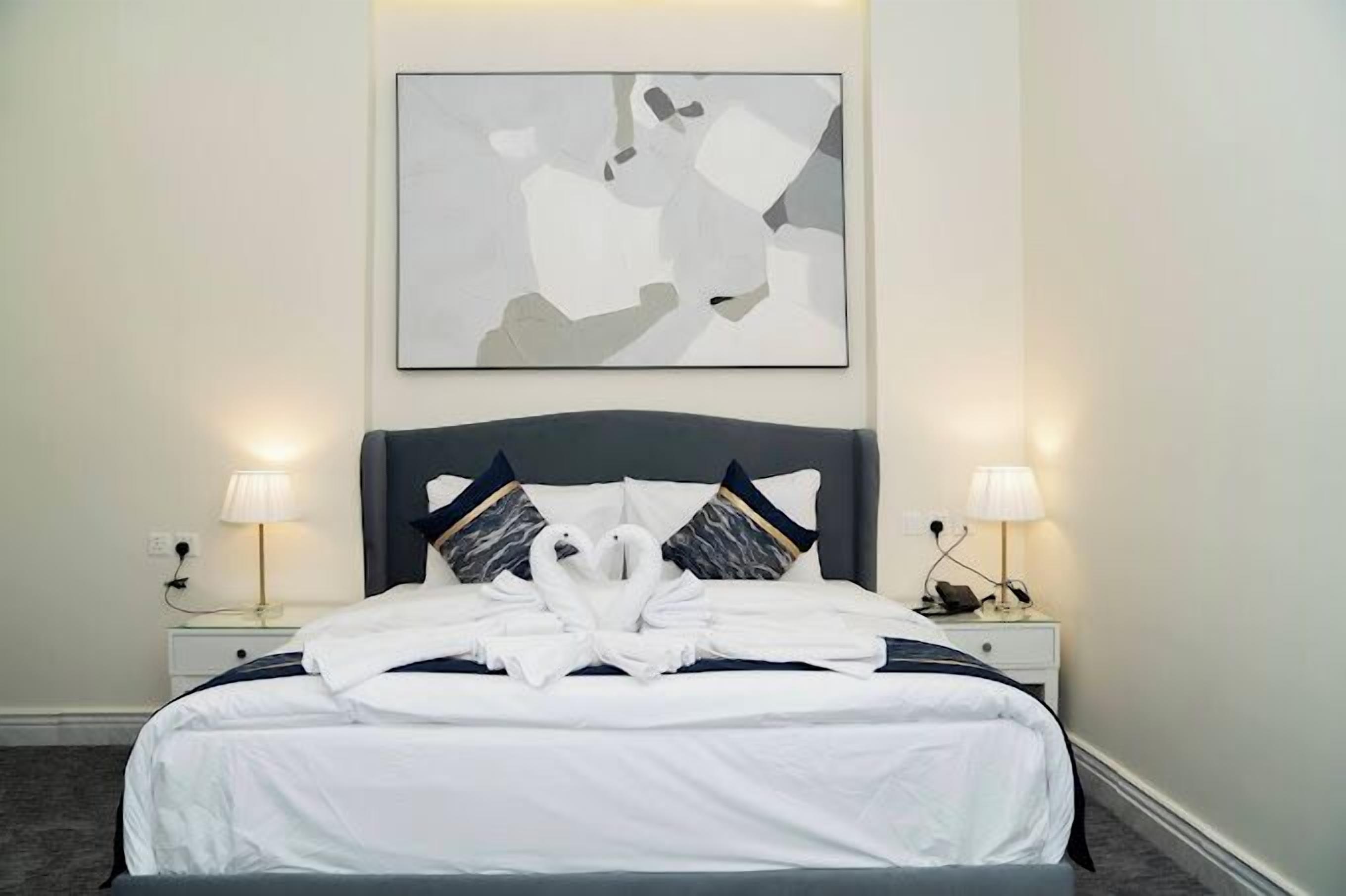 BRAI HOTEL 3*