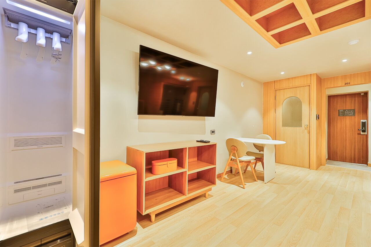 Coolstay Hotel 3*