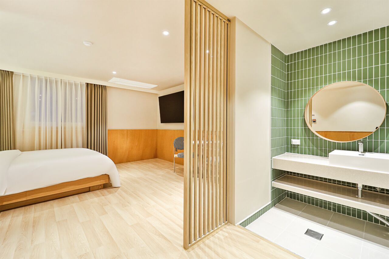 Coolstay Hotel 3*