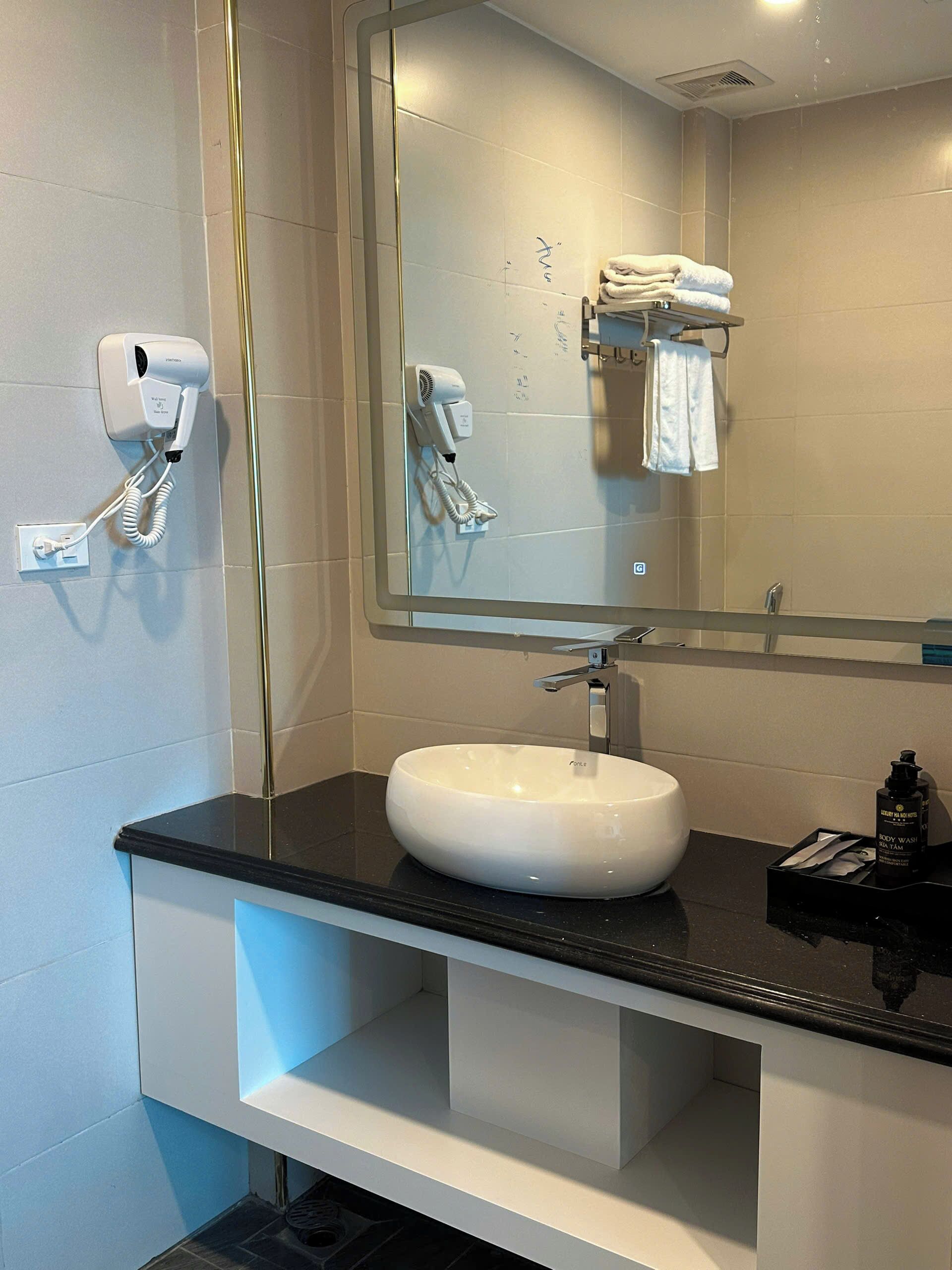 Luxury Hanoi Hotel 3*