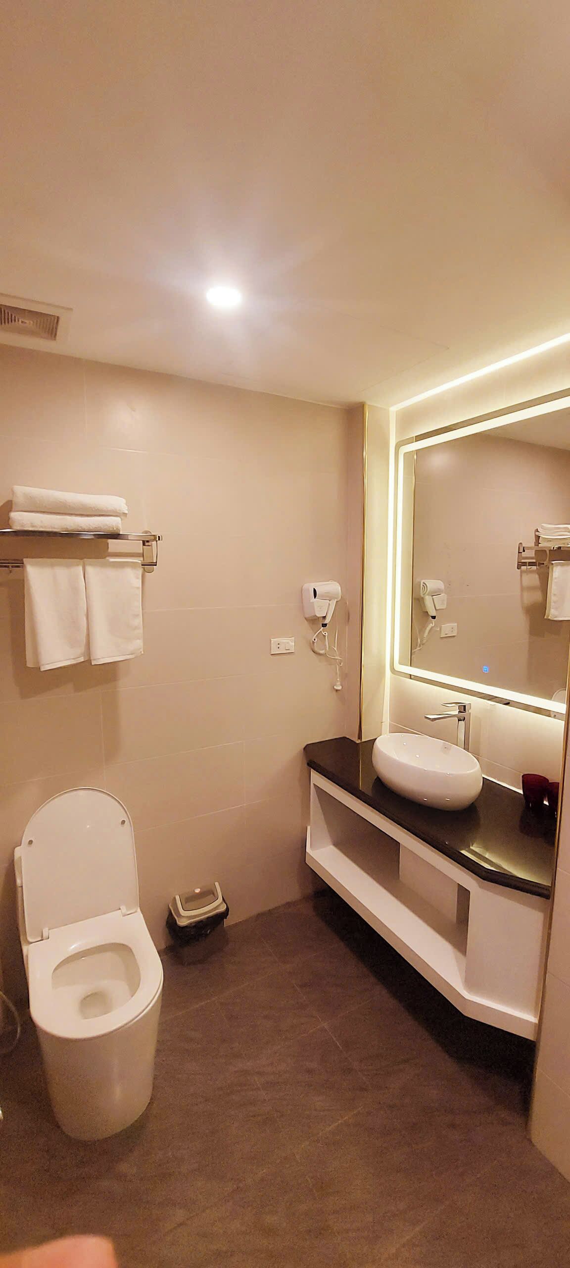Luxury Hanoi Hotel 3*