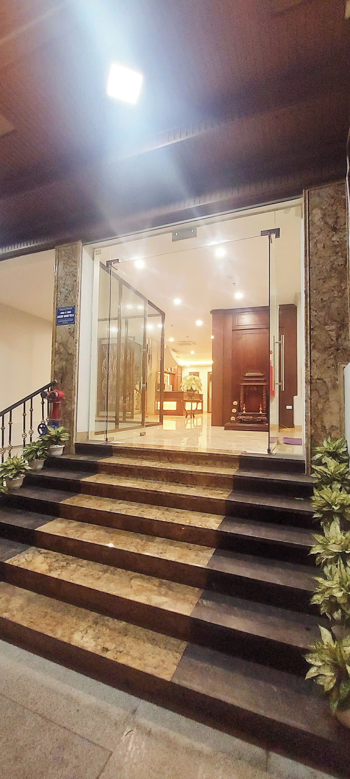 Luxury Hanoi Hotel 3*