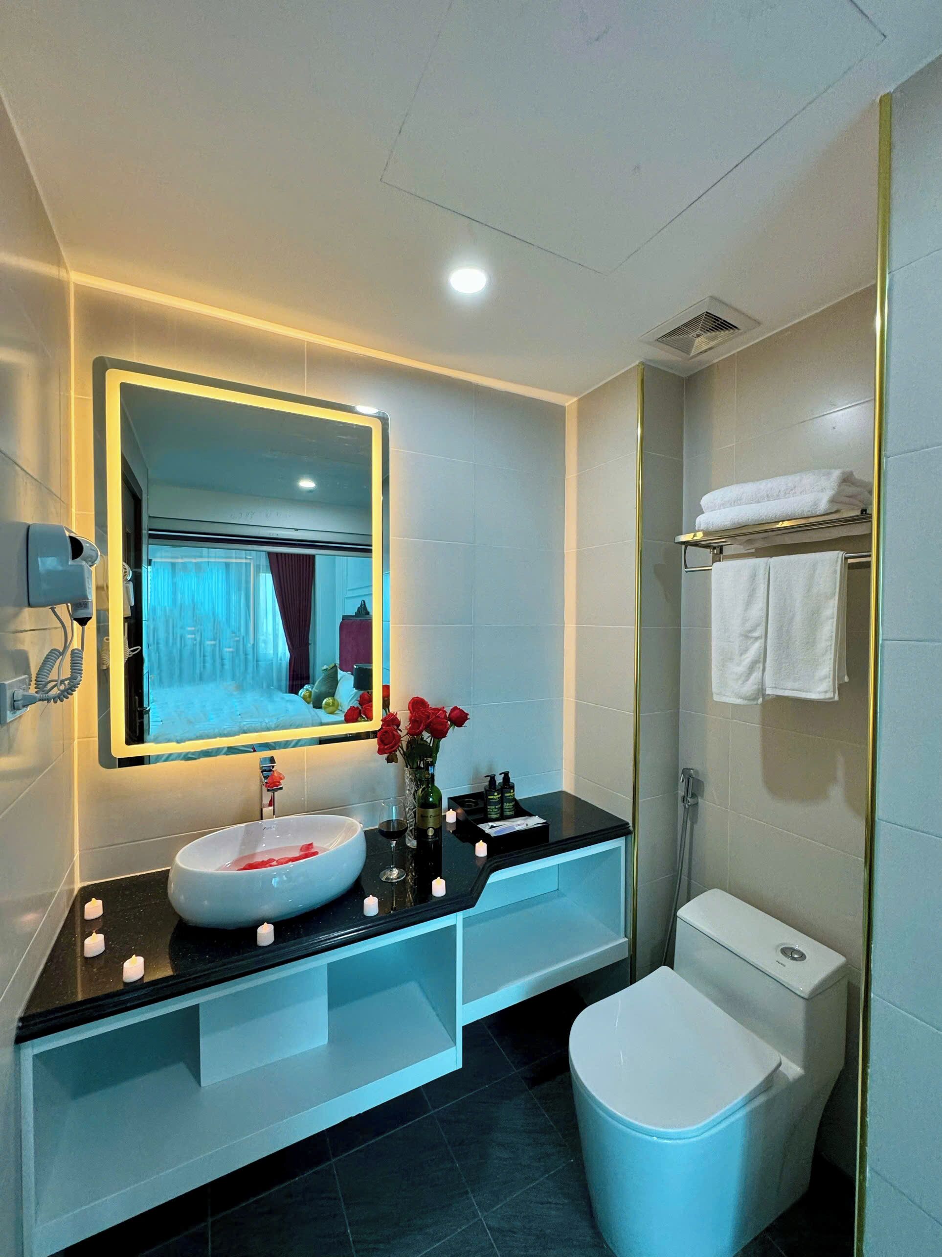 Luxury Hanoi Hotel 3*