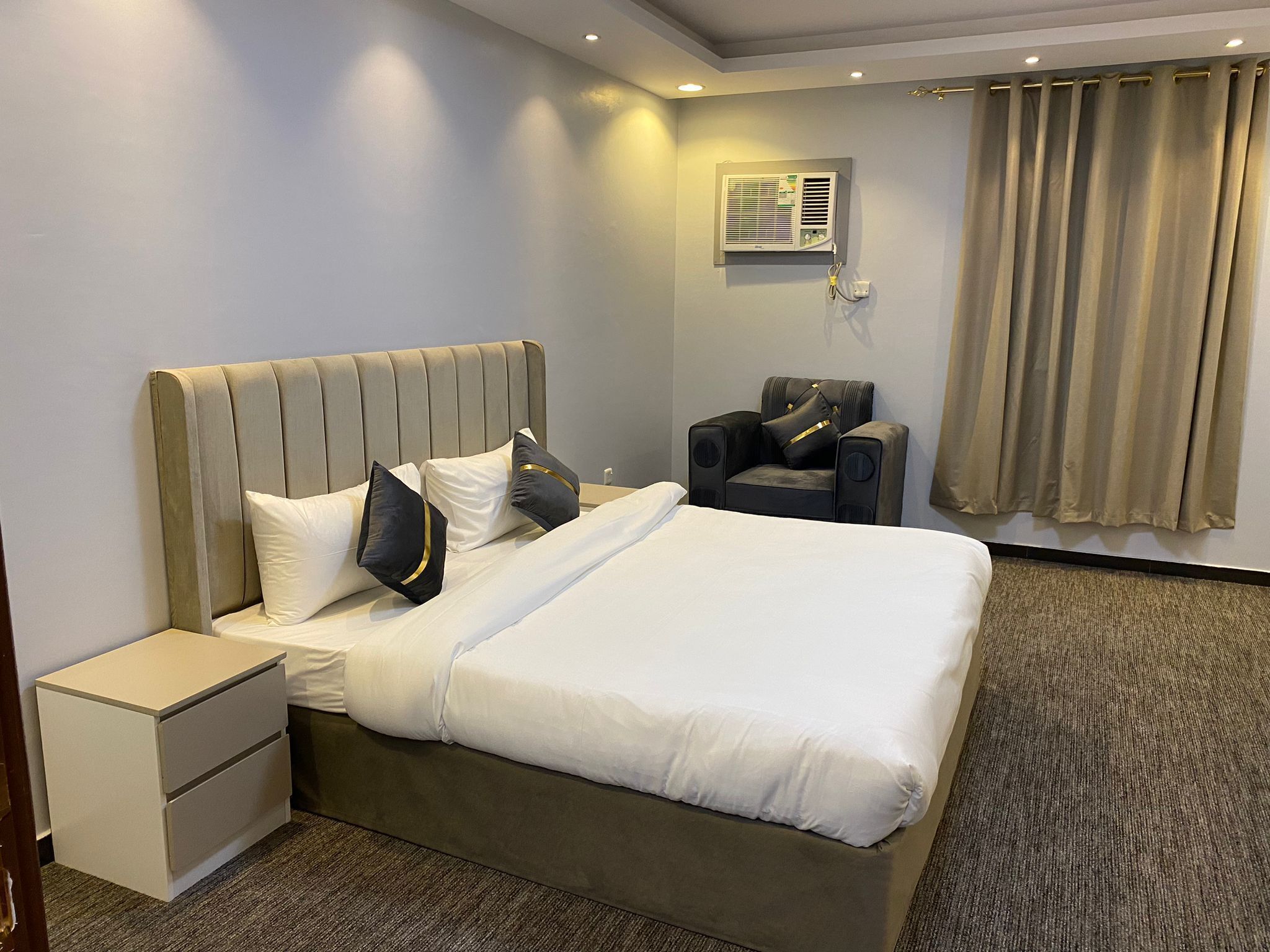 Al Rayhan Suites 0*