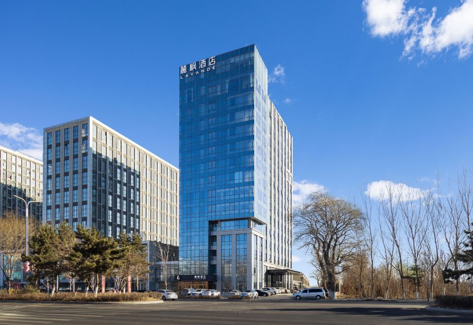 Lavande Hotel (Shenyang Shenbei University Town Normal University Wanda Plaza Branch) 3*