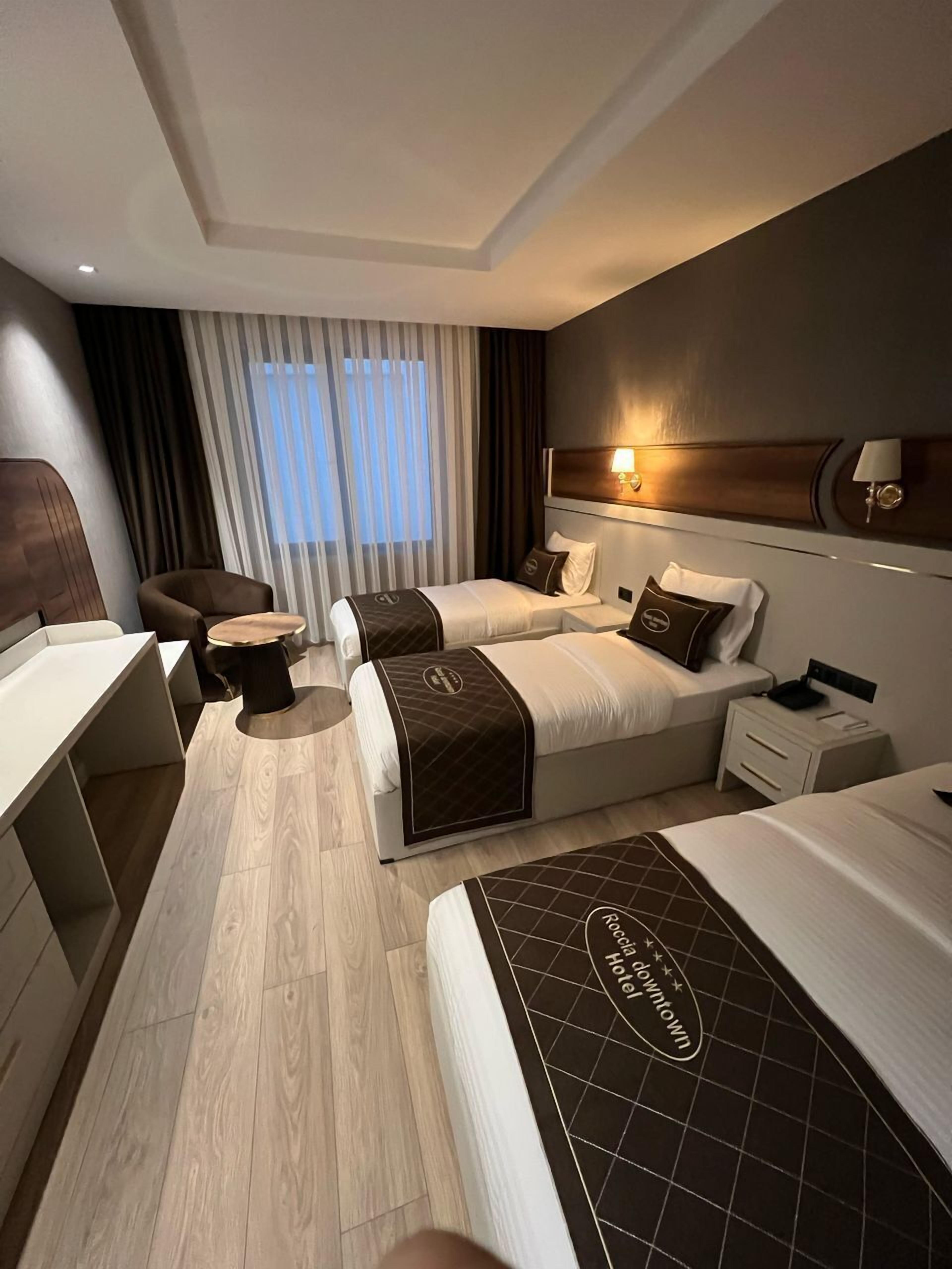 ROCCIA DOWNTOWN HOTEL 3*