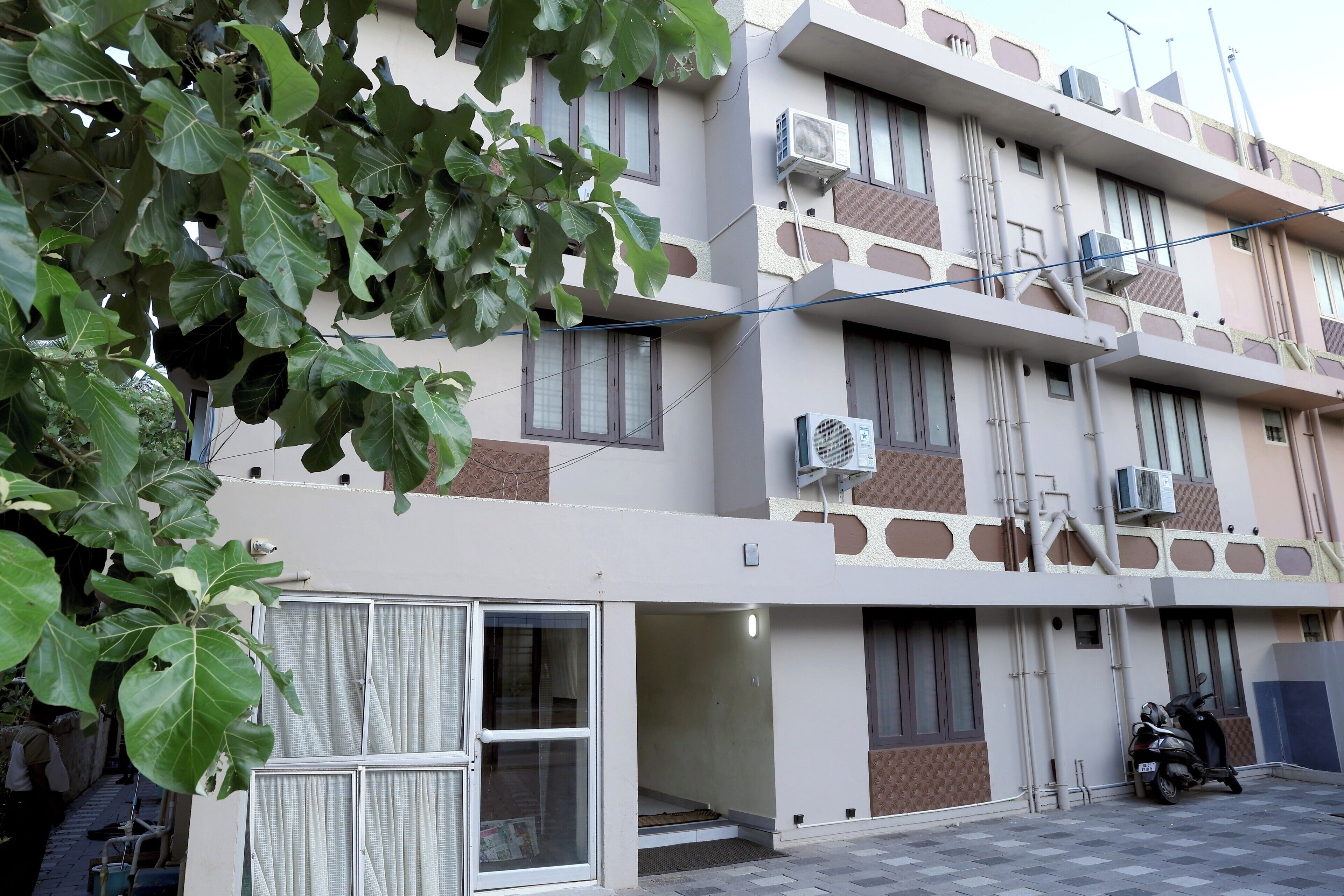 MATHA TOURIST HOME 2*