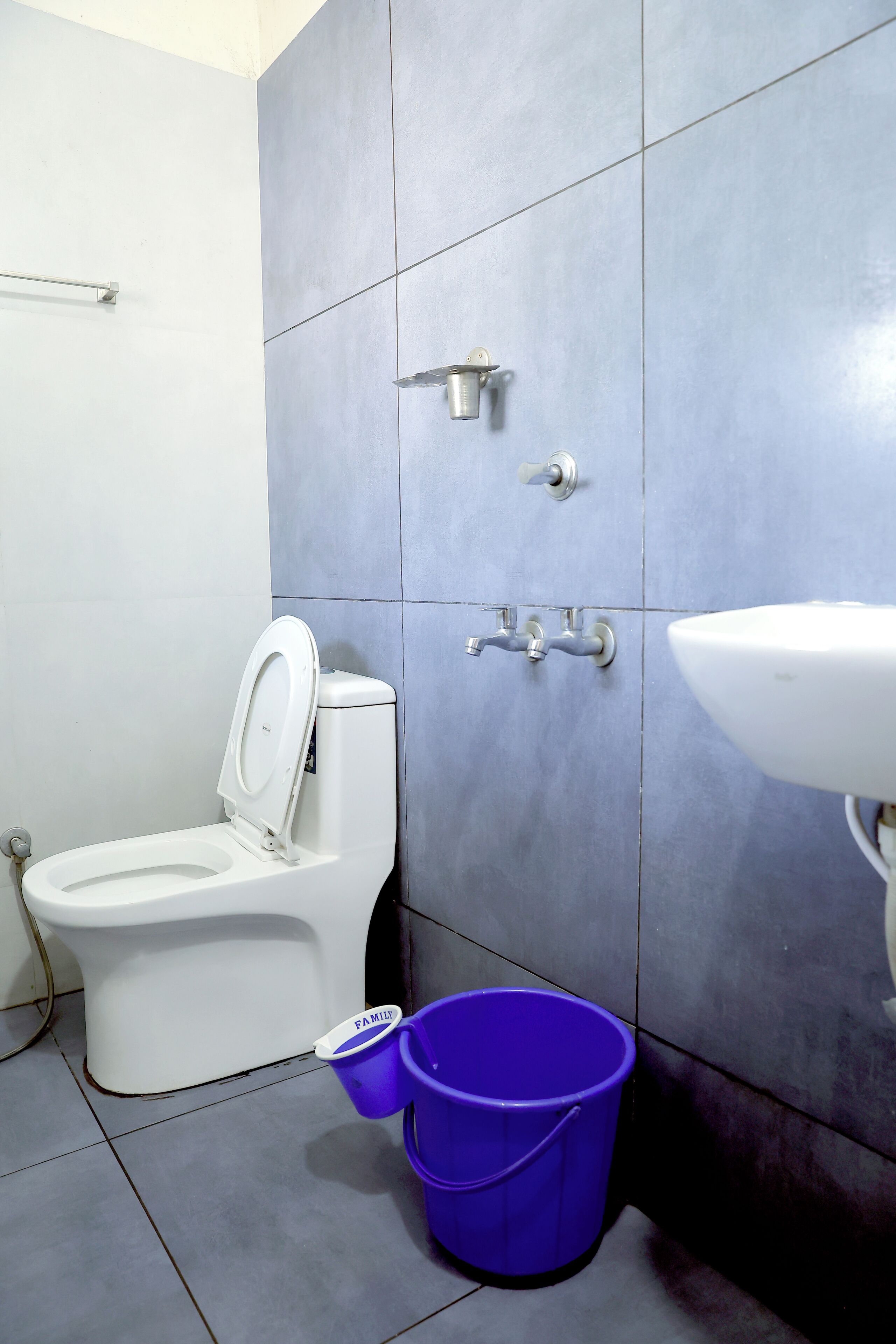 MATHA TOURIST HOME 2*