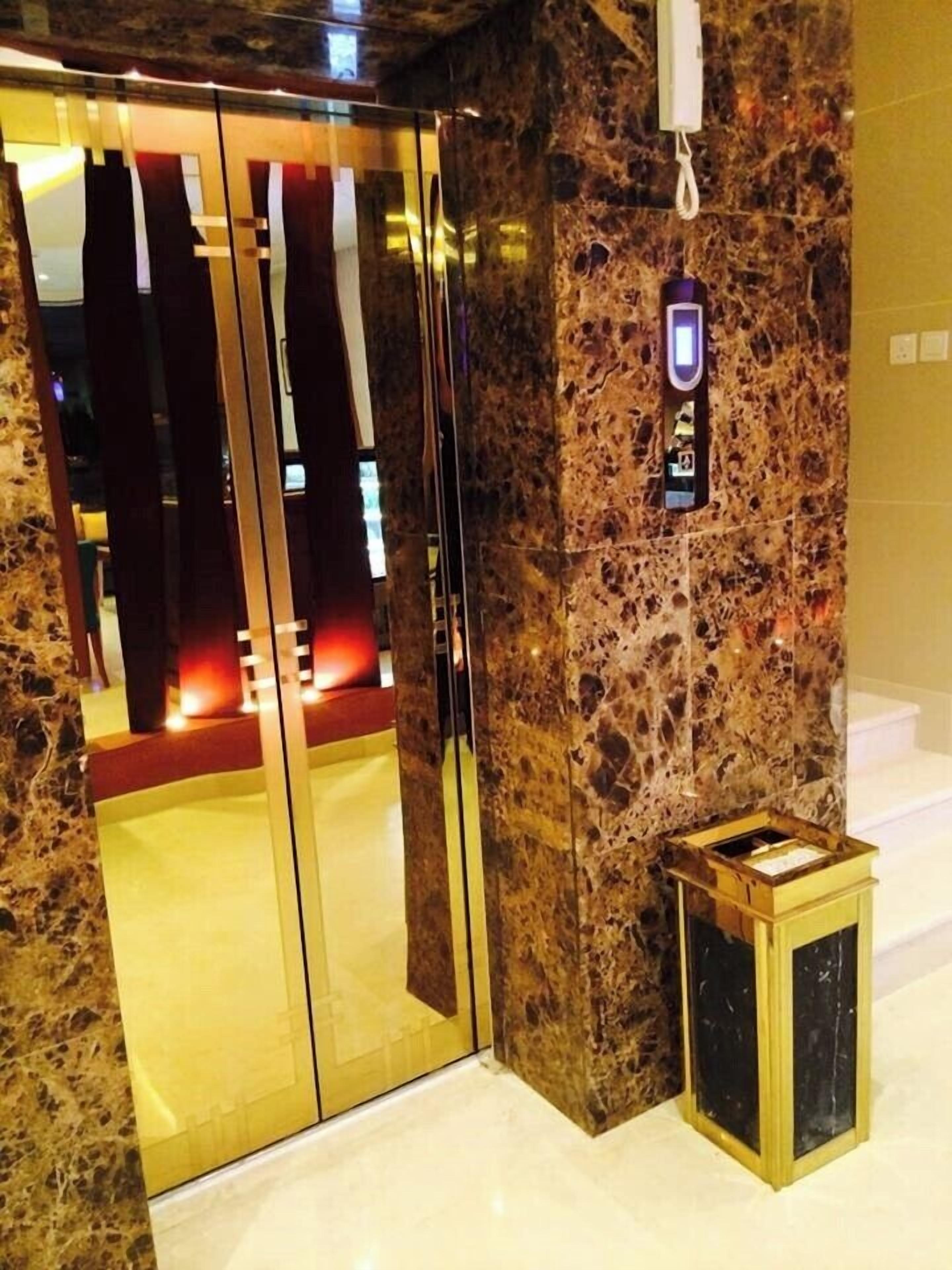 Pestana Hotel & Suites 1 0*