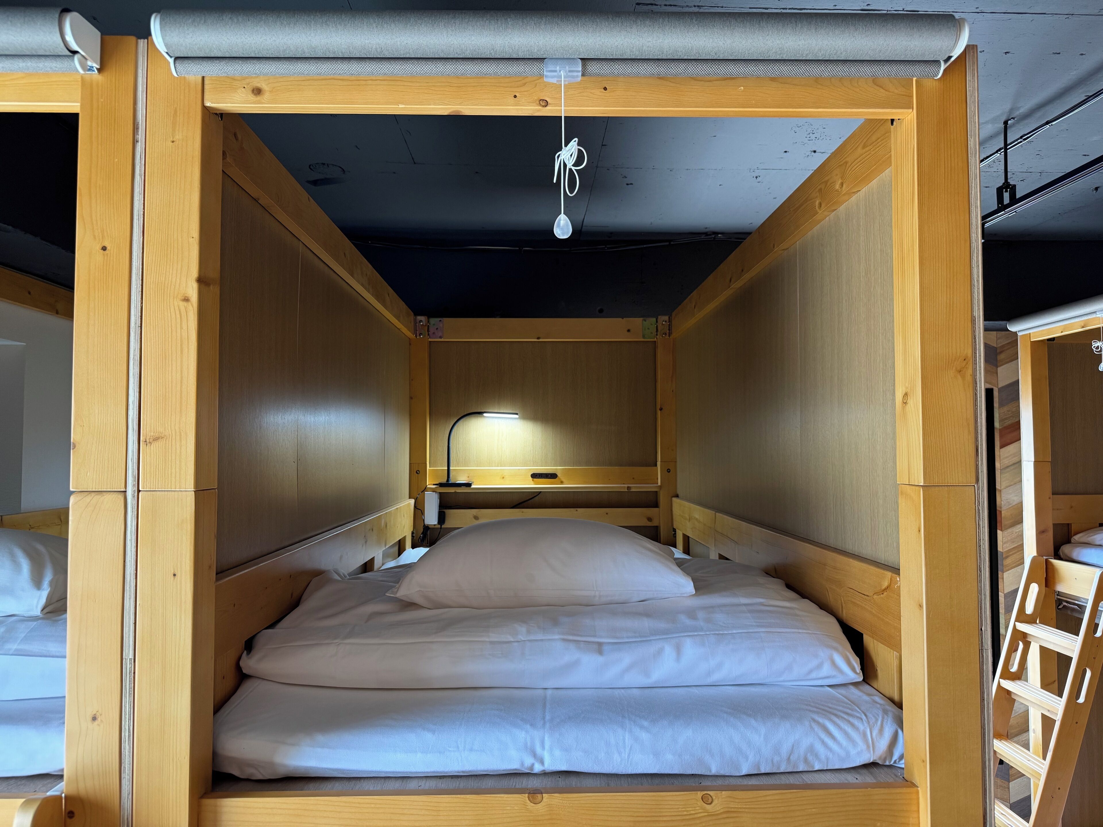 Capsule Hotel CONTINUE Nijojo-Kita 2*