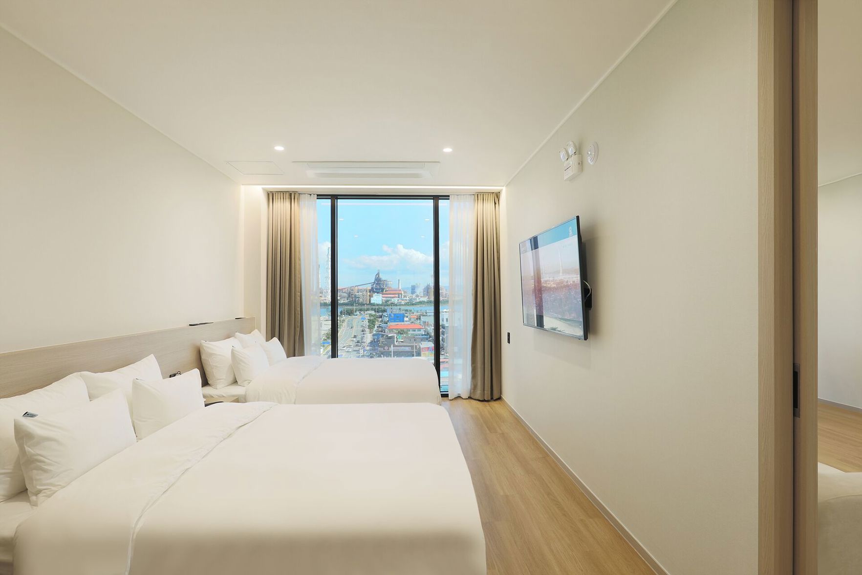 Pohang Hound Hotel Songdo Beach 3*