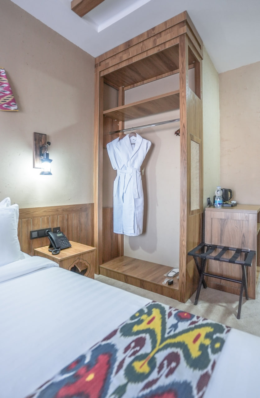 Arda Miraj 4*