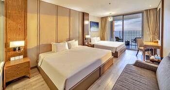 S79 Residence LYN Panorama 4*