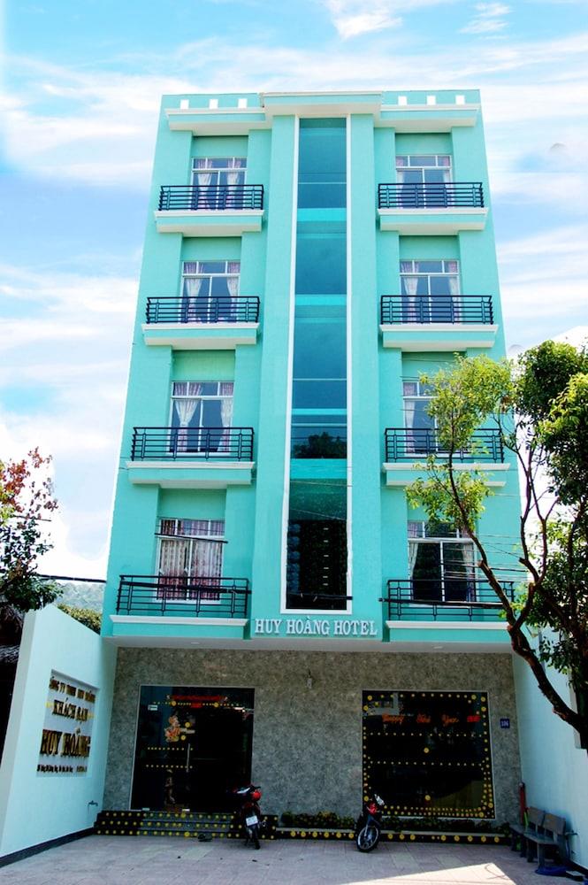 Huy Hoang Hotel 2*