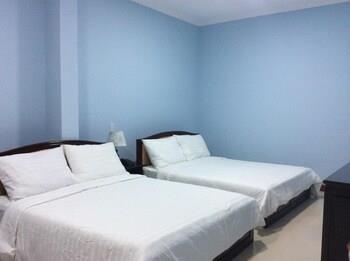 Huy Hoang Hotel 2*