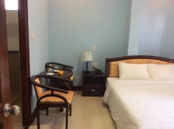 Huy Hoang Hotel 2*