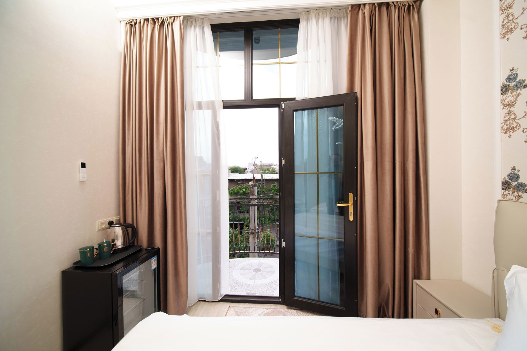 Emmanuel Hotel Yerevan 3*