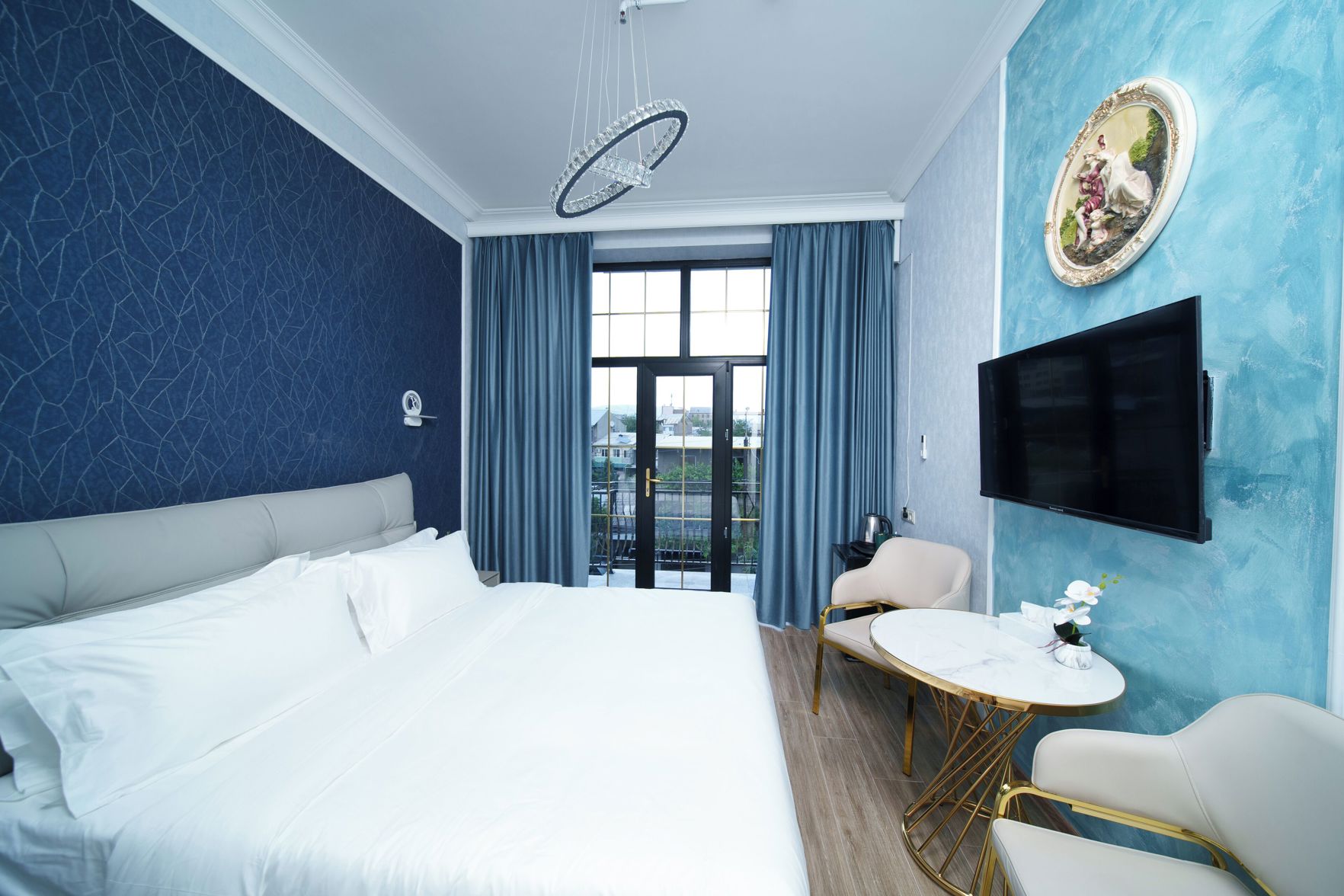 Emmanuel Hotel Yerevan 3*
