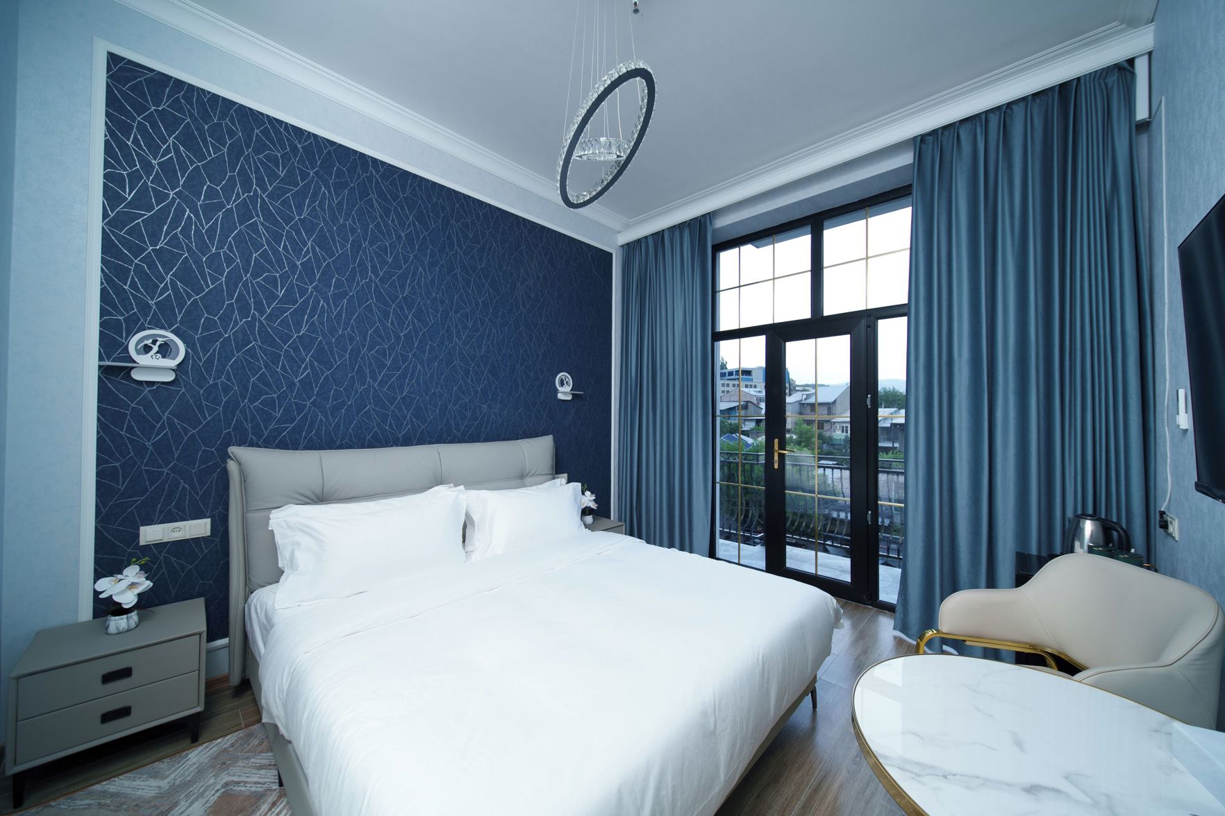 Emmanuel Hotel Yerevan 3*