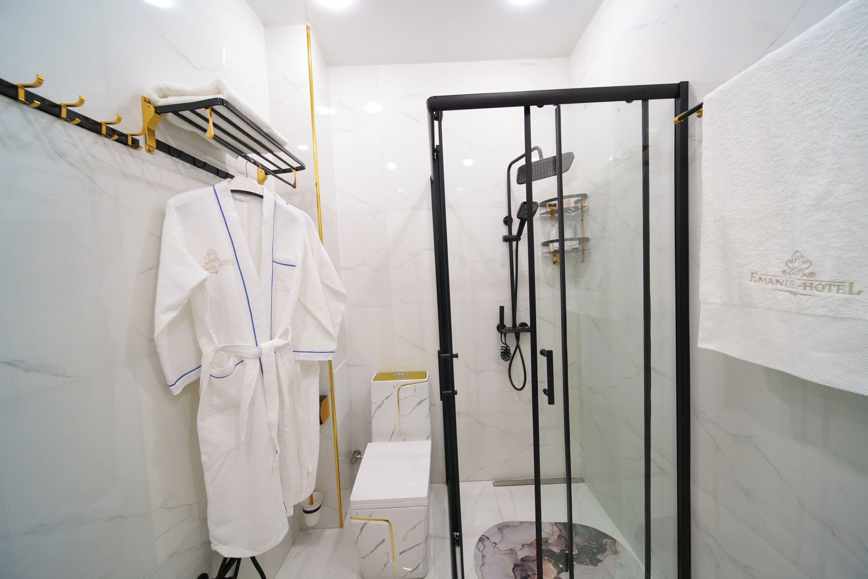 Emmanuel Hotel Yerevan 3*