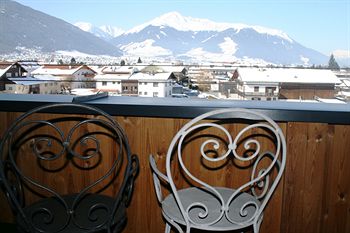 Alp Art Hotel 2*