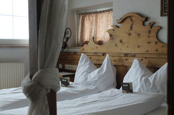 Alp Art Hotel 2*