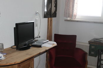 Alp Art Hotel 2*