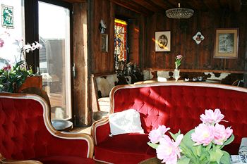 Alp Art Hotel 2*