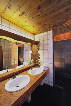Alp Art Hotel 2*