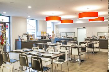 Leonardo Boutique Hotel Linz City Center 3*