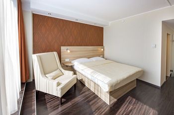 Leonardo Boutique Hotel Linz City Center 3*