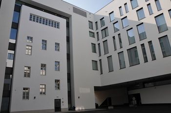Leonardo Boutique Hotel Linz City Center 3*