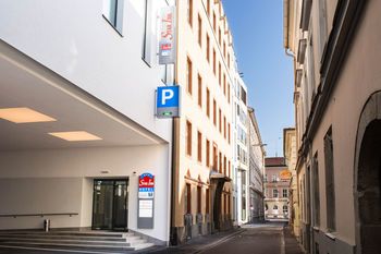 Leonardo Boutique Hotel Linz City Center 3*